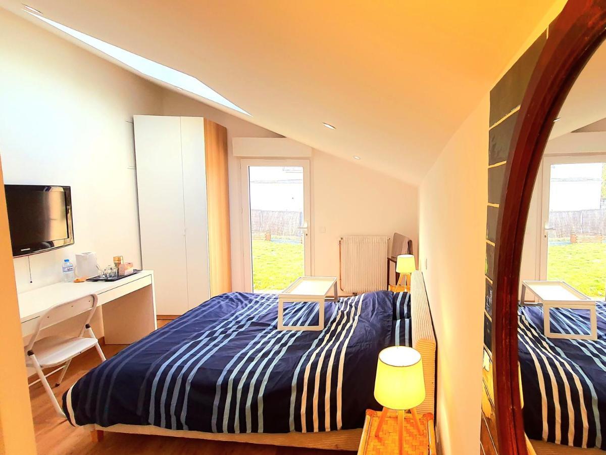 Chambre Paisible Chez L'Habitant En Rez De Chaussee Avec Salle D'Eau 10 Min Gare Et Centre Ville Évreux Exteriör bild
